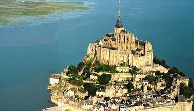 Alquiler de aviones privados Aeródromo Granville Mont Saint Michel