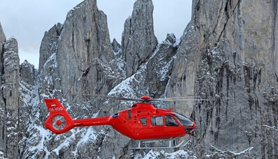¿Puedo despegar y aterrizar desde cualquier lugar en helicóptero?