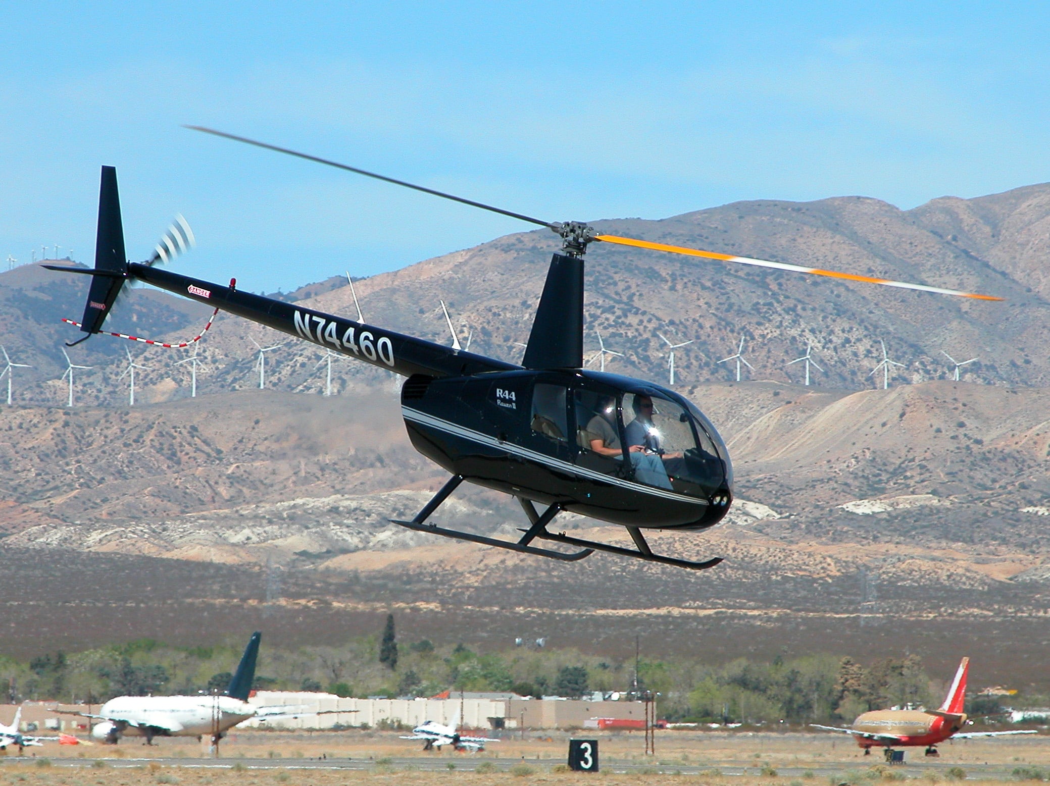 Alquilar un helicóptero ROBINSON R44 AEROAFFAIRES
