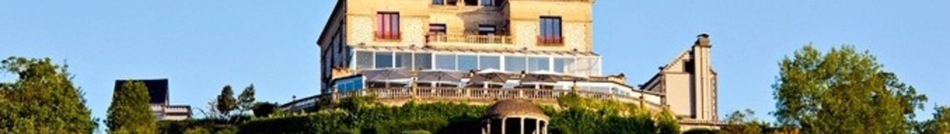 Alquilar un helicóptero para el Domaine de la Corniche, cerca de Giverny