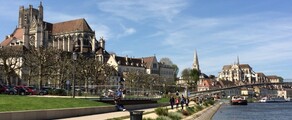 Alquiler de jet privado en Auxerre Branches