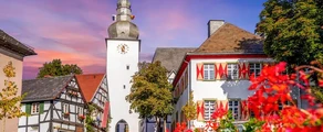 Arnsberg : Alquiler de aviones y helicópteros privados