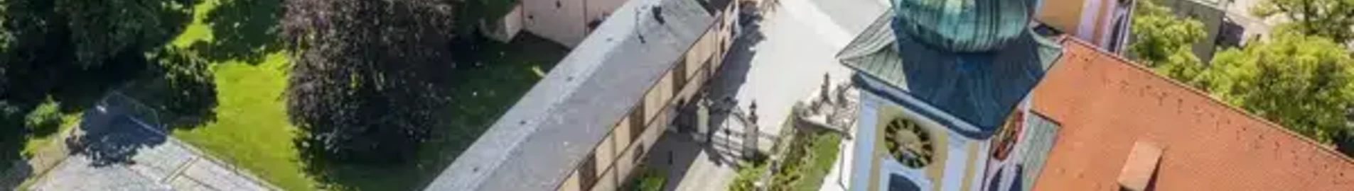 Donaueschingen Villn: Alquiler de aviones privados