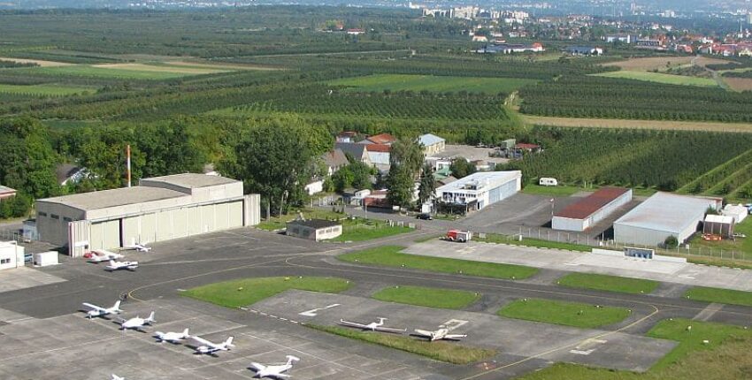 Location de jet privé à Mayence-Finthen, vue aérienne.