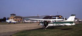 Alquiler de aviones privados en Camberley