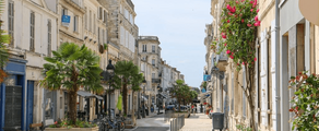 Rochefort St Agnant : Alquiler de aviones privados 