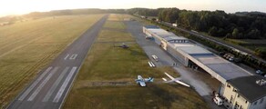  Lucca Tassignano : Alquiler de aviones privados 