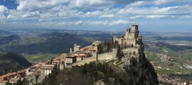 Pordenone Aviano : Alquiler de aviones privados 