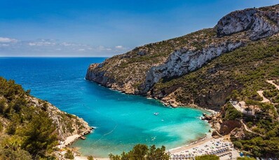Los 10 destinos de ensueño en España en jet privado