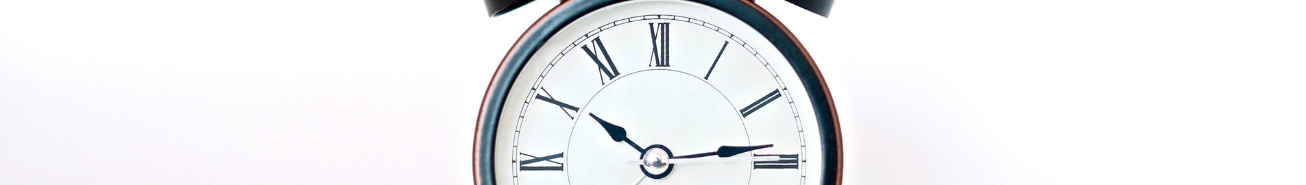 ¿Cómo gestionar el jet lag en la aviación de negocios, calcular la hora UTC y limitar el desfase horario?