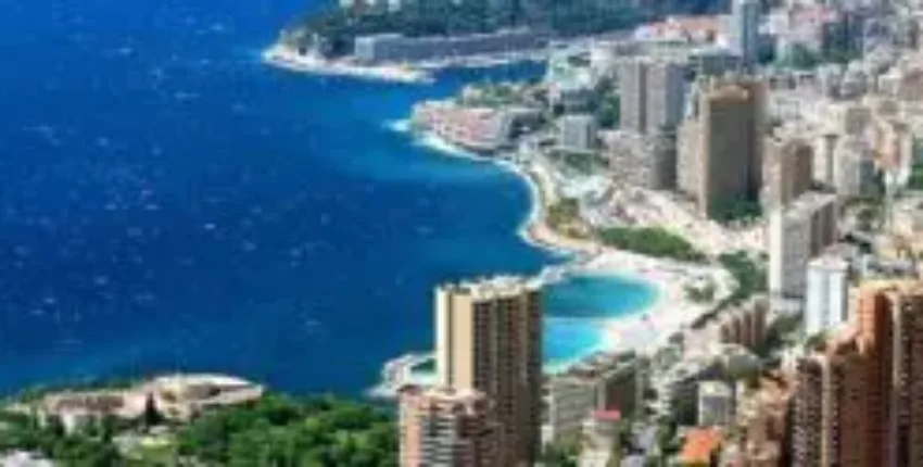 **Alternative Balise :** Location de jet privé, Monaco vue aérienne.