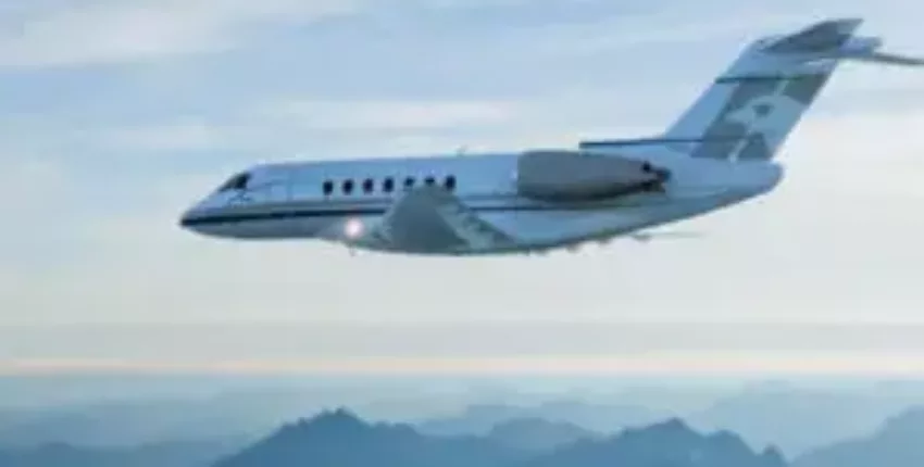 location de jet privé : Hawker 4000 en vol montagnard