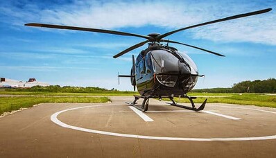 Boda: alquilar un helicóptero o un avión privado