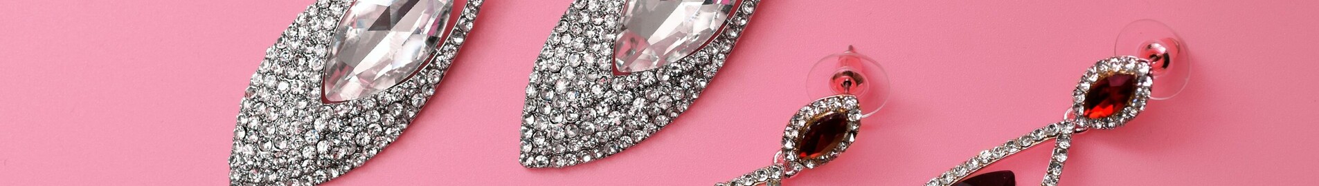 Joyeros: ¿cómo transportar diamantes y piedras preciosas en avión privado?