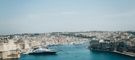 Niza - Malta : Alquiler de aviones privados 