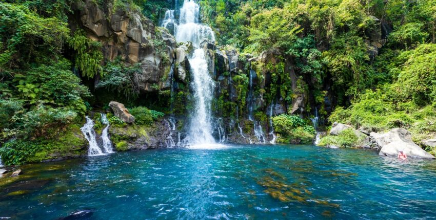 la reunion tour en helicoptere cascade